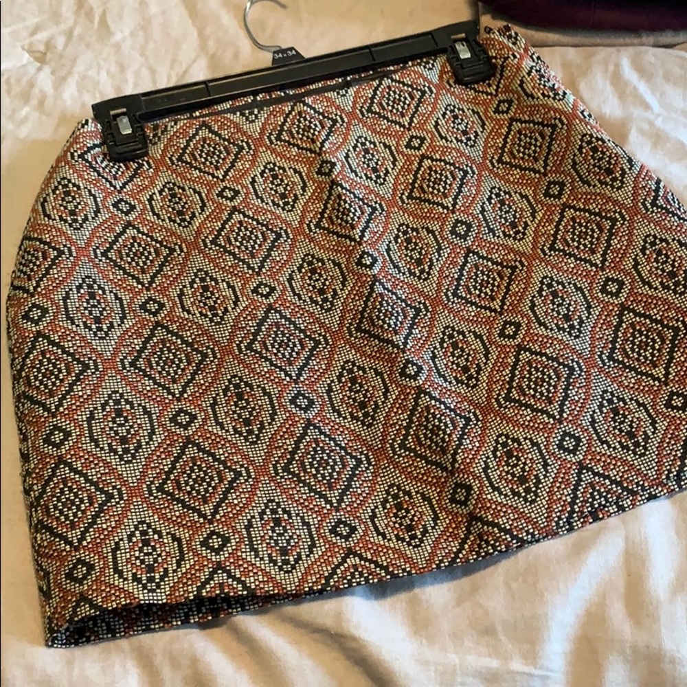 Geo print knit skirt